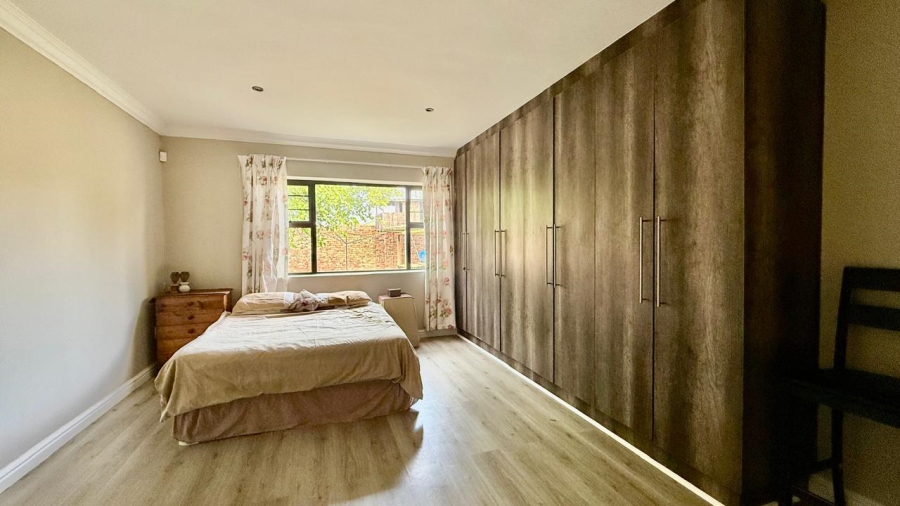 2 Bedroom Property for Sale in Parsonsvlei Eastern Cape